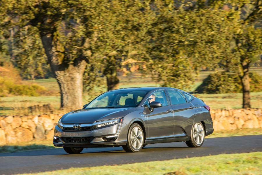  Honda Clarity Plug-In Hybrid 2017 года  (NA) (фото 20 из 84)